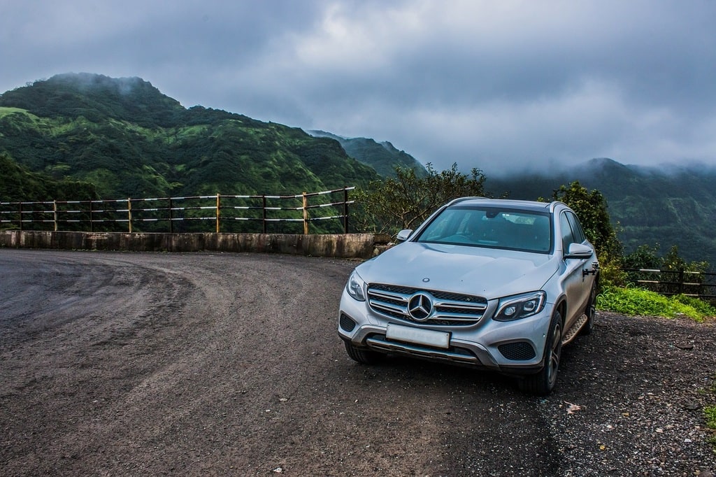 Comparer les voitures essence et diesel pour les trajets quotidiens