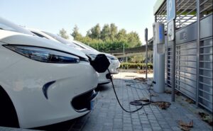 Lire la suite à propos de l’article Tout comprendre sur l&rsquo;équipement en borne de recharge en copropriété